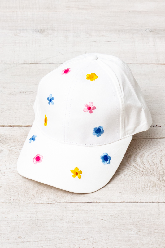 Кепка для дівчинки